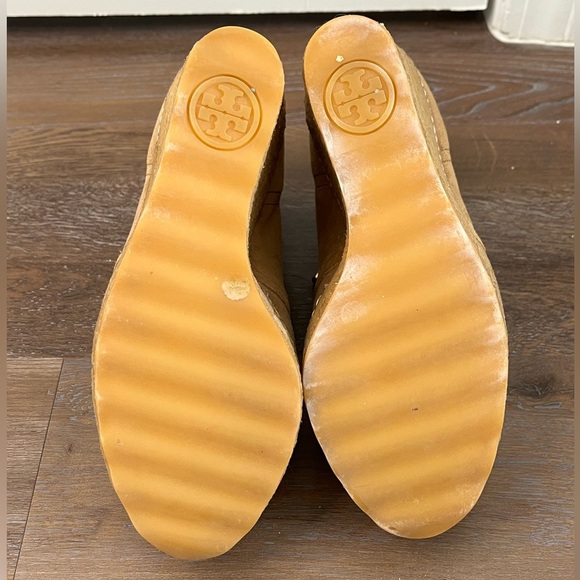 TORY BURCH Vicki Womens 6 Booties Wedge Ankle Boots Camel Suede Boho Lace Up - Picture 7 of 12